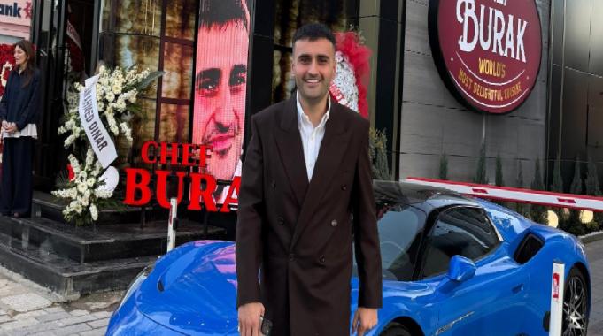 CZN Burak, Milyonluk Özel Plakalı Aracıyla Gündemde!